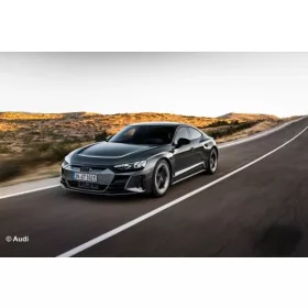   Revell 67698 Model Set Audi e-tron GT easy-click 1/24 (67698) autó makett
