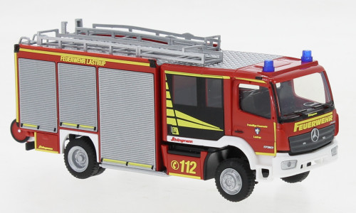 Rietze 72922 Mercedes-Benz Atego Schlingmann Varus HLF tűzoltóautó, Feuerwehr Lastrup (263451) (H0)