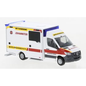   Rietze 76198 Mercedes-Benz Wietmarscher Design-RTW 2018, Johanniter Düren (261026) (H0)