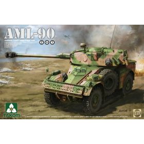 TAKOM 2077 French Light Armoured Car AML-90 1/35 makett