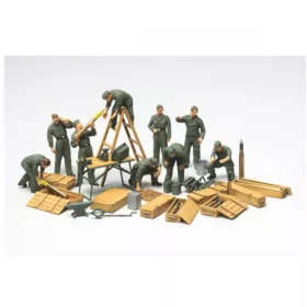   Tamiya WWII German Tank Crew Field Maintenance Set 1/48 (300032547) figura makett