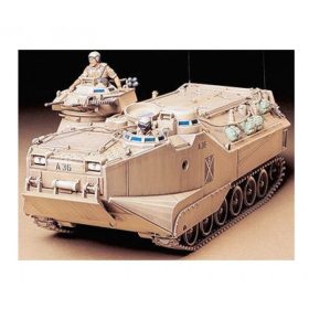   Tamiya U.S. AAVP7A1 with UGWS 1/35 (300035159) katonai makett