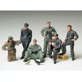  Tamiya German Tank Crew At Rest 1/35 (300035201) figura makett