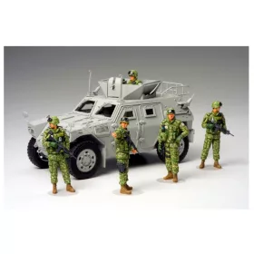   Tamiya JGSDF Iraq Humanitarian Assistance Team 1/35 (300035276) figura makett