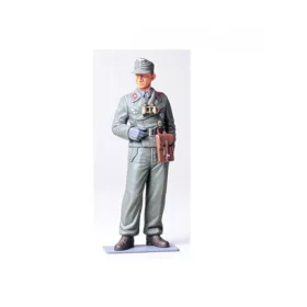 Tamiya Wehrmacht Tank Crewman 1/16 (300036301) figura makett