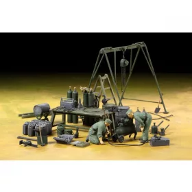   Tamiya German Field Maintenance Team & Equipment Set 1/35 (300037023) figura makett