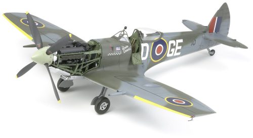 Tamiya Supermarine Spitfire Mk. XVIe 1/32 (300060321) repülőgép makett