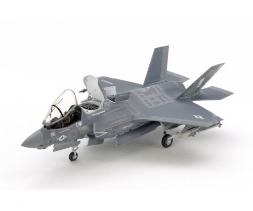 Tamiya Lockheed Martin F-35B Lightning II Tamiya Pilot Figure Included 1/72 (300060791) repülőgép makett