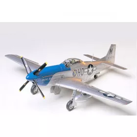   Tamiya North American P-51D Mustang 8th Air Force 1/48 (300061040) repülőgép makett