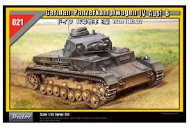TRISTAR 35021 German Panzerkampfwagen IV Ausf B 1/35 harckocsi makett