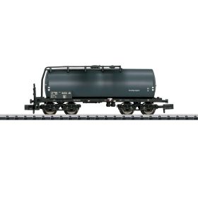  Trix 18972 Tartálykocsi fékállással, négytengelyes Uerdingen, DR (E4) (N)