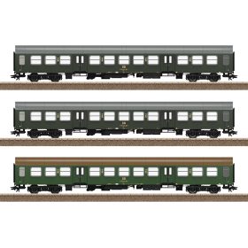   Trix 23180 Személykocsi-készlet, négytengelyes Halberstadt típus, 3-részes 2. osztály, DR (E4) (H0) - áramátvezető kuplung és belső világítással