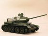 Trumpeter 00902 T-34/85 1944 Baunummer 183 (1/16)