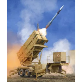   Trumpeter 01040 US M901 Launching Station w/MIM-104F Patriot SAM System (PAC-3) (1/35)