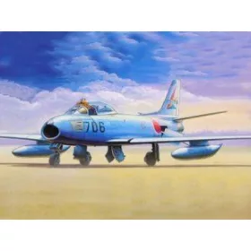 Trumpeter 01321 North American F-86 F-40 Sabre (1/144)