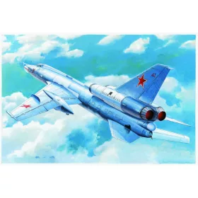 Trumpeter 01695 Soviet Tu-22K Blinder-B Bomber (1/72)