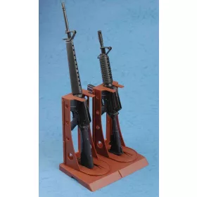 Trumpeter 01901 AR15/M16/M4 FAMILY-M16 (1/3)