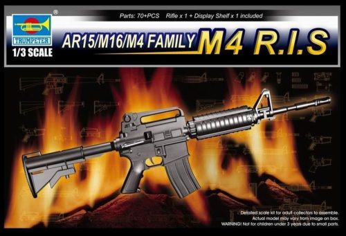 Trumpeter 01910 AR15/M16/M4 Family-M4 R.I.S. (1/3)