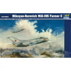 Trumpeter 02803 MiG-19 S Farmer C (1/48)