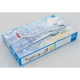 Trumpeter 02829 C-48C Skytrain Transport Aircraft (1/48)
