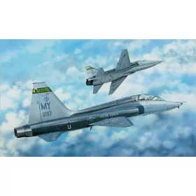 Trumpeter 02876 US T-38C Talon II (1/48)