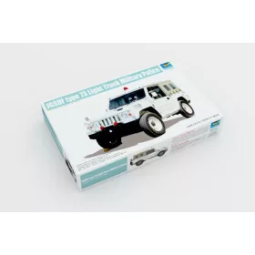 Trumpeter 05518 JGSDF type 73 Light Truck (Police) (1/35)