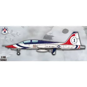Trumpeter 05809 US T-38A Talon-Thunderbird (1/48)
