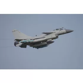 Trumpeter 05826 PLAAF J-10C Vigorous Dragon (1/48)