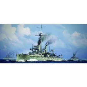 Trumpeter 06705 HMS Dreadnought 1915 (1/700)