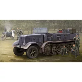   Trumpeter 09538 Sd.Kfz.8(DB9)Half-Track Artillery Tractor (1/35)