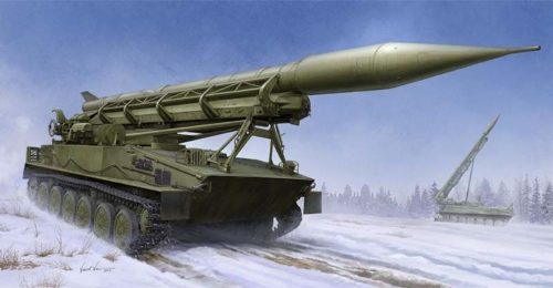 Trumpeter 09545 2P16 Launcher with Missile of 2k6 Luna (FROG-5) (1/35)