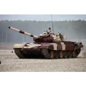   Trumpeter 09555 Russian T-72B1 MBT(w/kontakt-1 reactive amor) (1/35)