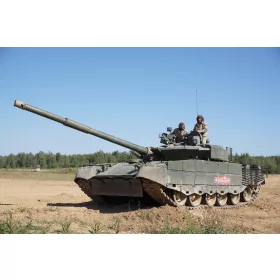 Trumpeter 09587 Russian T-80BVM MBT (1/35)