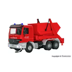   Viessmann 8053 CarMotion: Mercedes-Benz Actros konténerszállító tűzoltóautó, Feuerwehr - működő villogóval (H0)