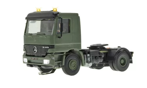 Viessmann 8160 CarMotion: Mercedes-Benz Actros 2-tengelyes katonai nyergesvontató (H0)