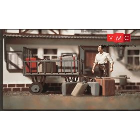 Vollmer 1228 Állomási poggyászkocsi bőröndökkel (G)