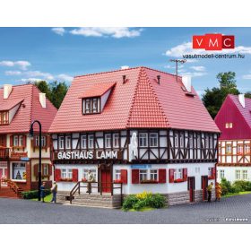   Vollmer 3645 Favázas emeletes saroképület, Lamm fogadó (H0)