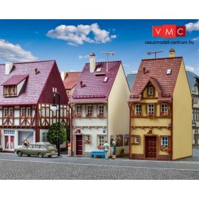   Vollmer 3670 Városi emeletes sorház, Bahnhofstrasse 11 (H0)