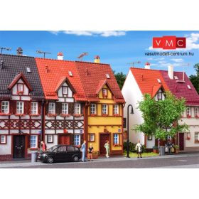   Vollmer 3671 Városi emeletes sorház, Bahnhofstrasse 13 (H0)