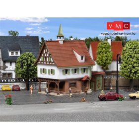 Vollmer 9532 Városháza, kapuval (Z)