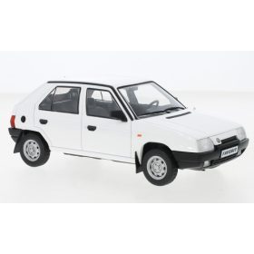 WhiteBox 257847 Skoda Favorit fehér, 1989 (1:24) (WB124141)