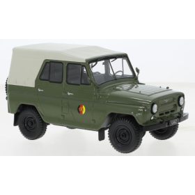   WhiteBox 257861 UAZ 469 olívazöld, 1975, NVA (1:24) (WB124143)