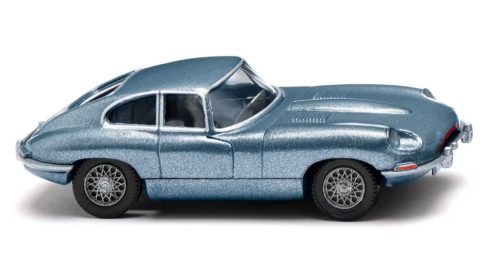 Wiking 080304 Jaguar E-Type Coupé, metál színben - opalescent blue (H0)