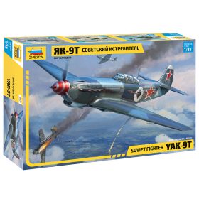 Zvezda 4831 Soviet fighter Yak-9T 1/48 repülőgép makett