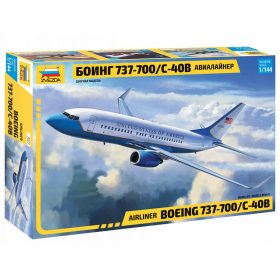   Zvezda 7027 American Airliner Boeing 737-700/C-40B 1/144 repülőgép makett