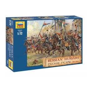 Zvezda 8055 Russian Hussars 1812-1814 1/72 figura makett