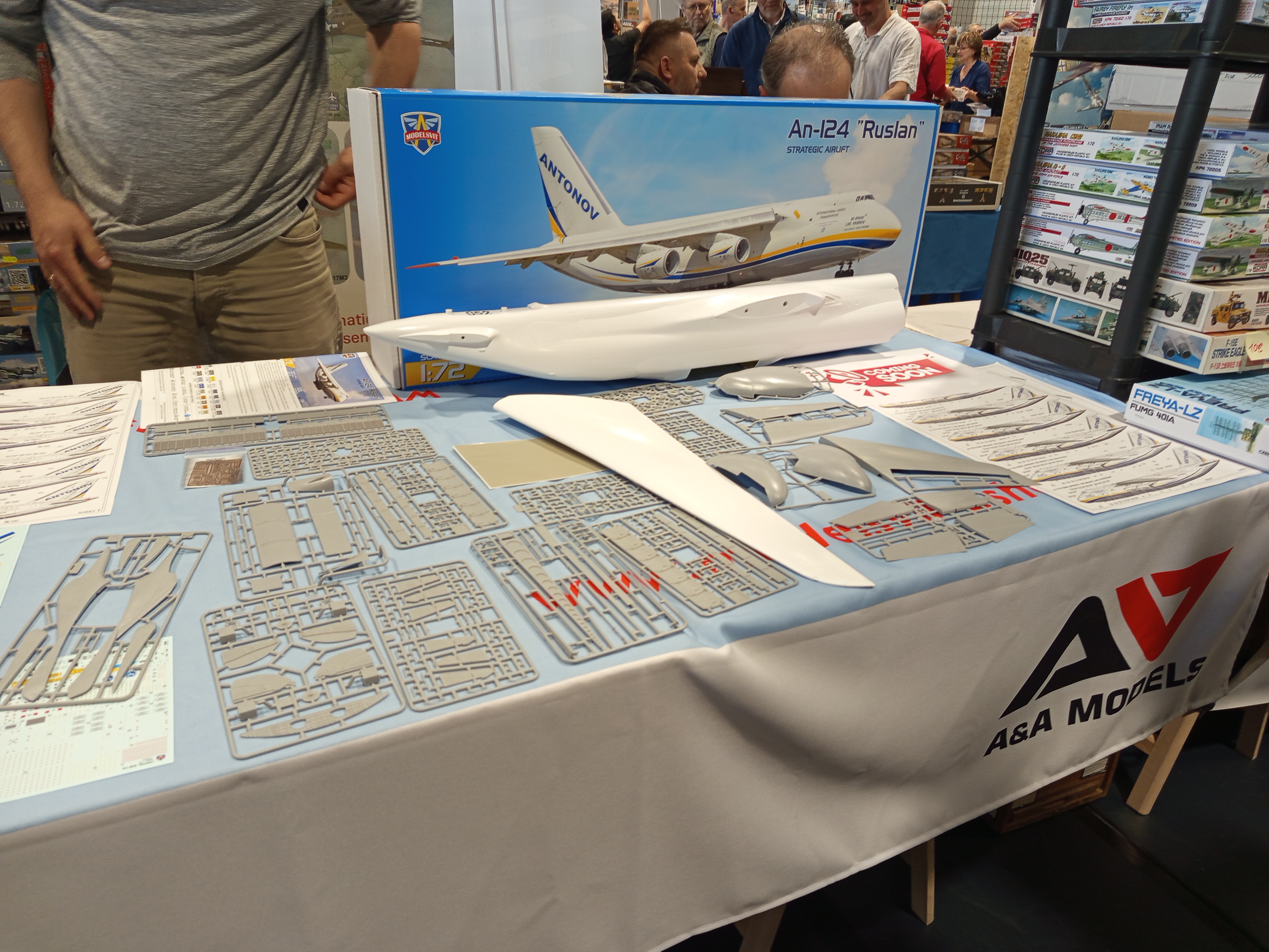 An-124